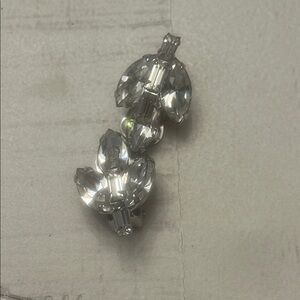 Albert Weiss vintage clip on rhinestone earrings